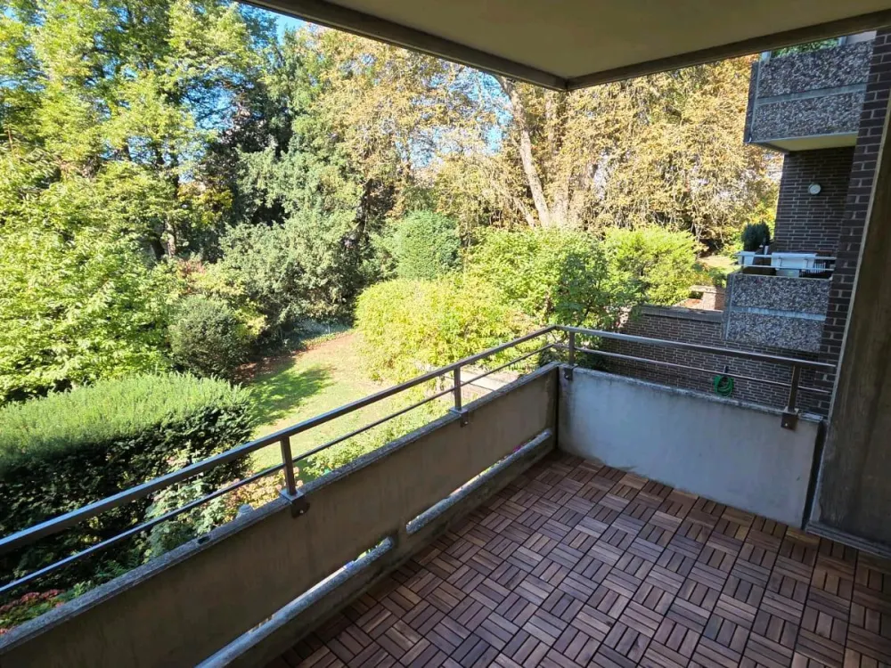 Erstbezug in frisch sanierte Wohnung zwischen Schloss und Rhein