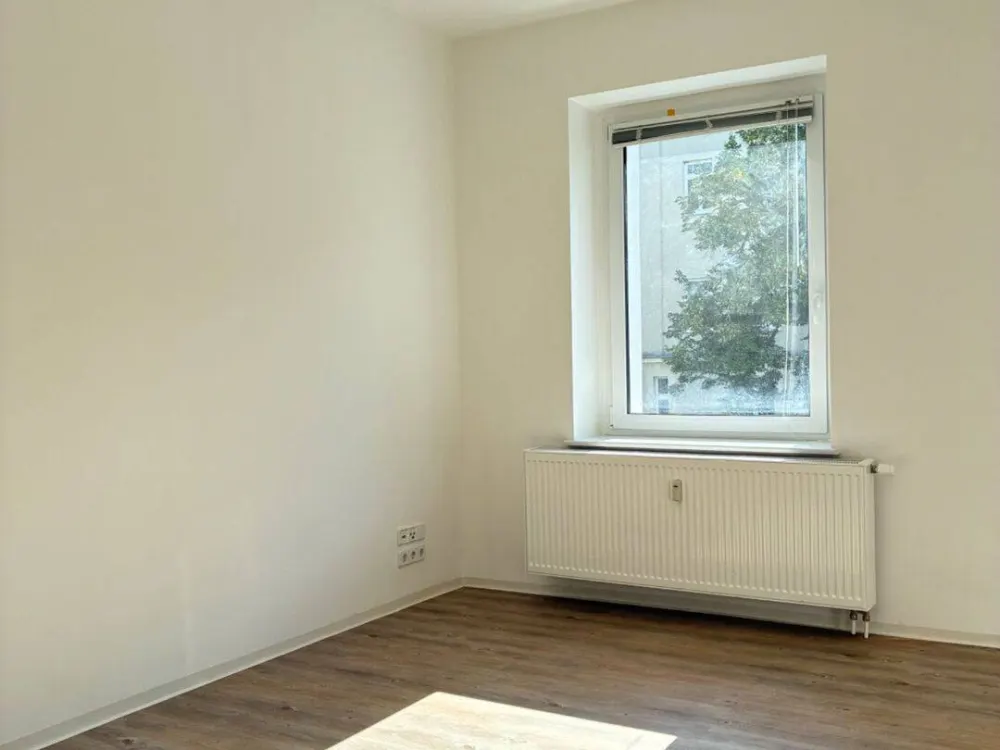 Einzimmer-Apartment mit Balkon und Einbauküche in Dresden - Bärensteiner Str.