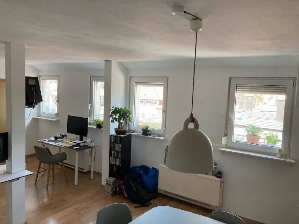 Möblierte Wohnung - 57m - Über den Dächern von Stuttgart