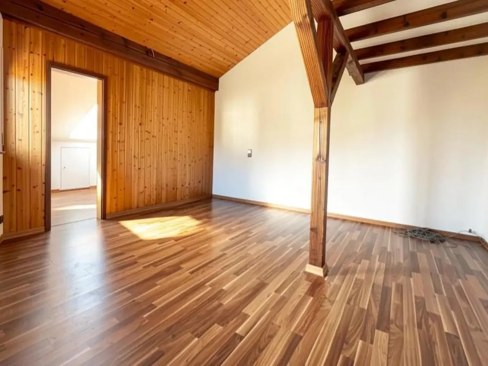 wunderschöne 2,5 Zimmerwohnung mit Traumaussicht in Halbhöhenlage