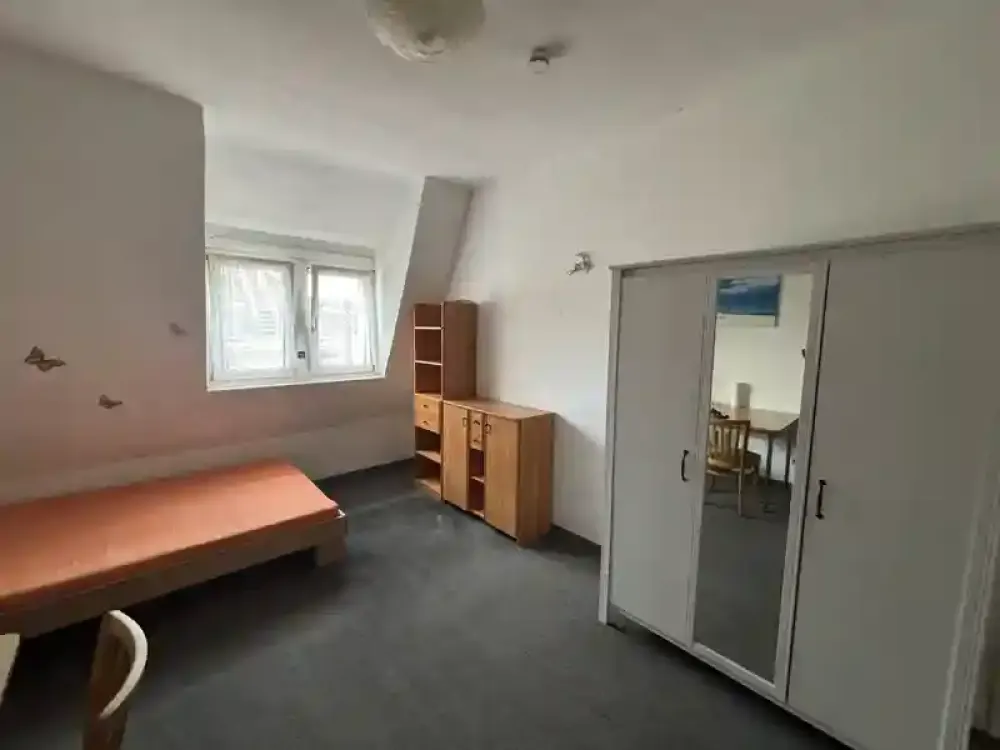 Möbliertes Zimmer im Nordend zu vermieten