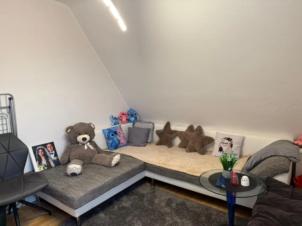 Dachgeschosswohnung in Espenau, 45 m², 450 €, ab 01.10.“