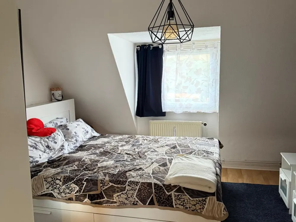 Dachgeschosswohnung in Espenau, 45 m², 450 €, ab 01.10.“