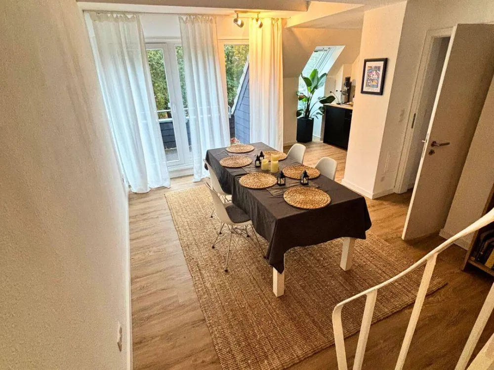 Moderne Maisonettewohnung in schöner Lage von Alt-Rahlstedt