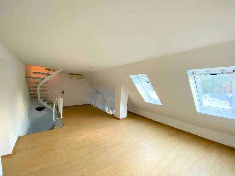 Moderne Maisonettewohnung in schöner Lage von Alt-Rahlstedt