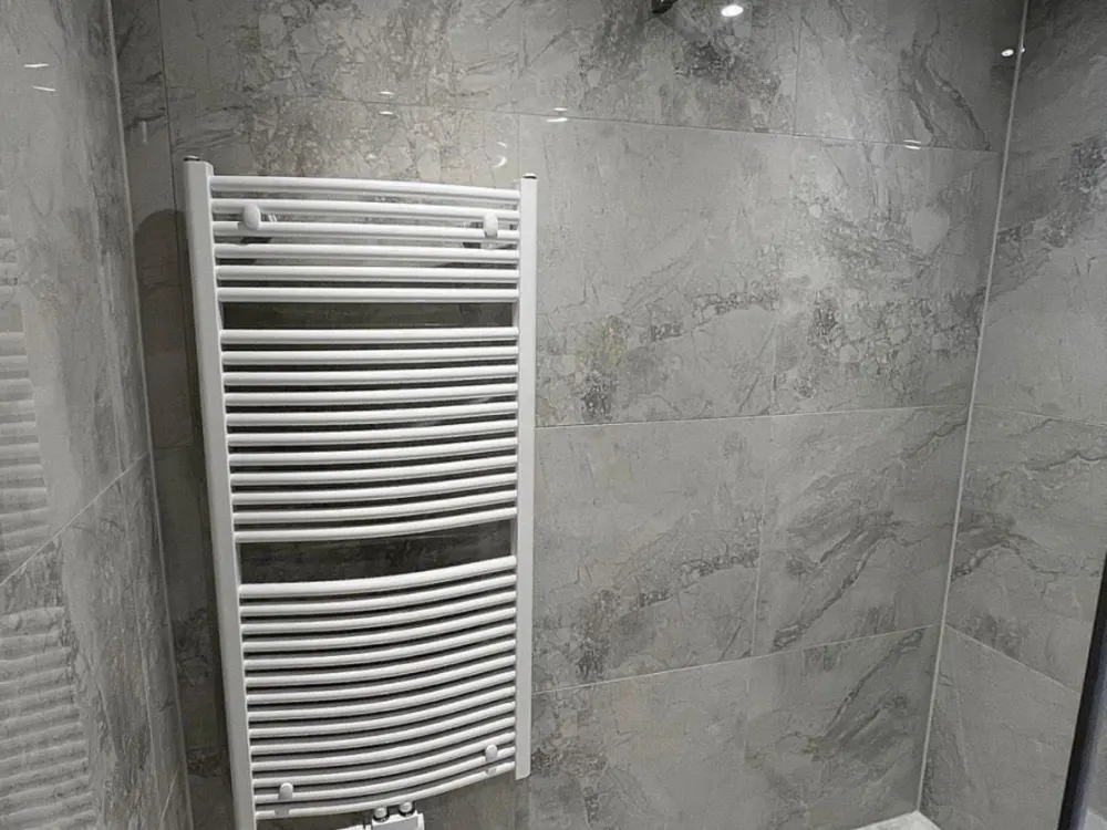 Moderne 2-Zimmer-Wohnung in Bremer Neustadt (frisch saniert!)