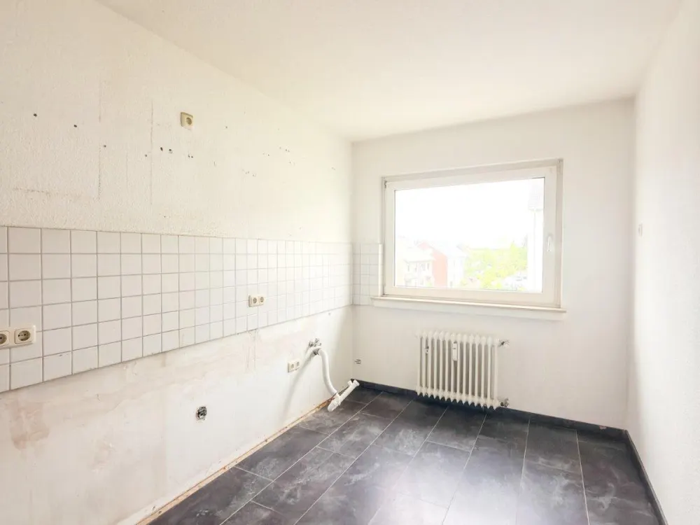 2 Kaltmieten frei! Drei Zimmer Wohnung mit Balkon in ruhiger Lage zu vermieten