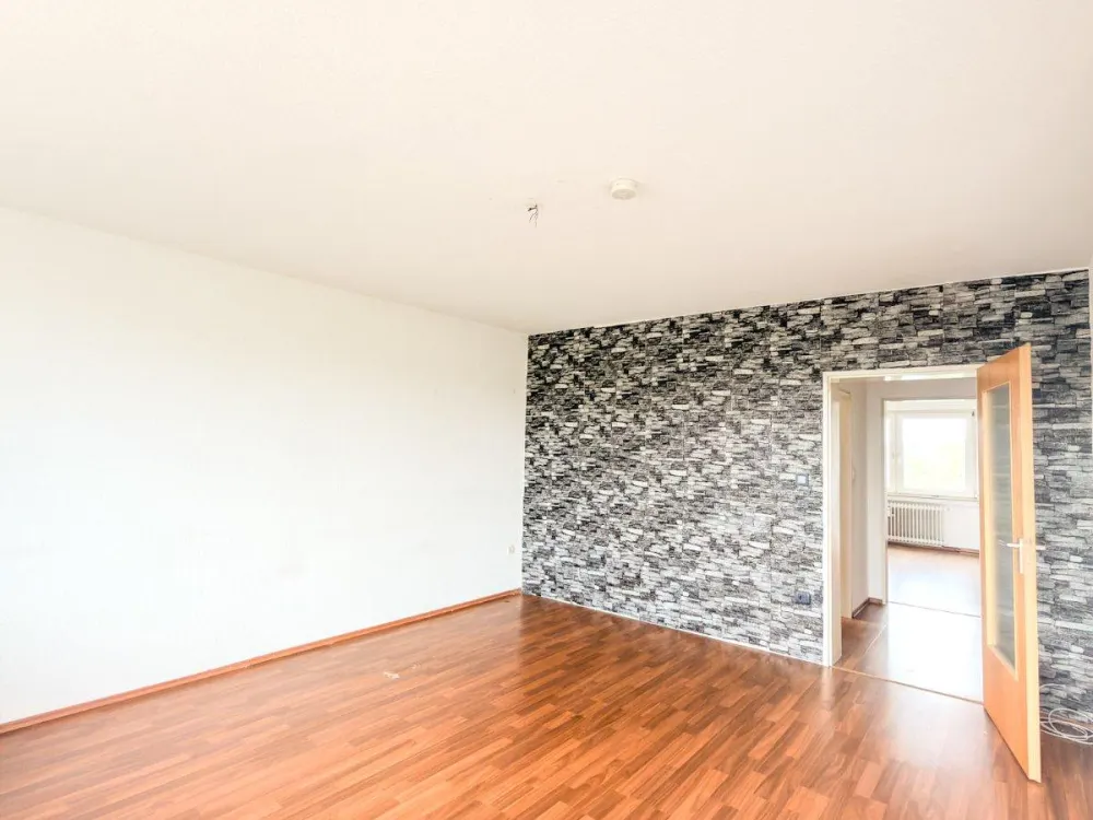 2 Kaltmieten frei! Drei Zimmer Wohnung mit Balkon in ruhiger Lage zu vermieten