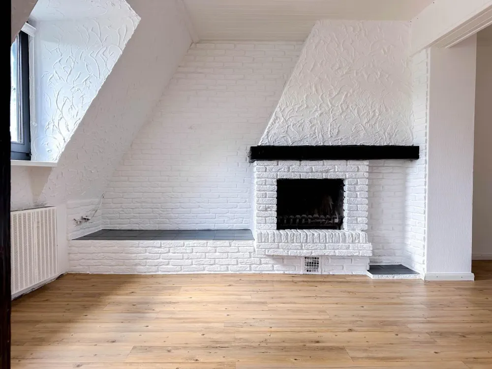 Großzügige Maisonette Wohnung WG geeignet