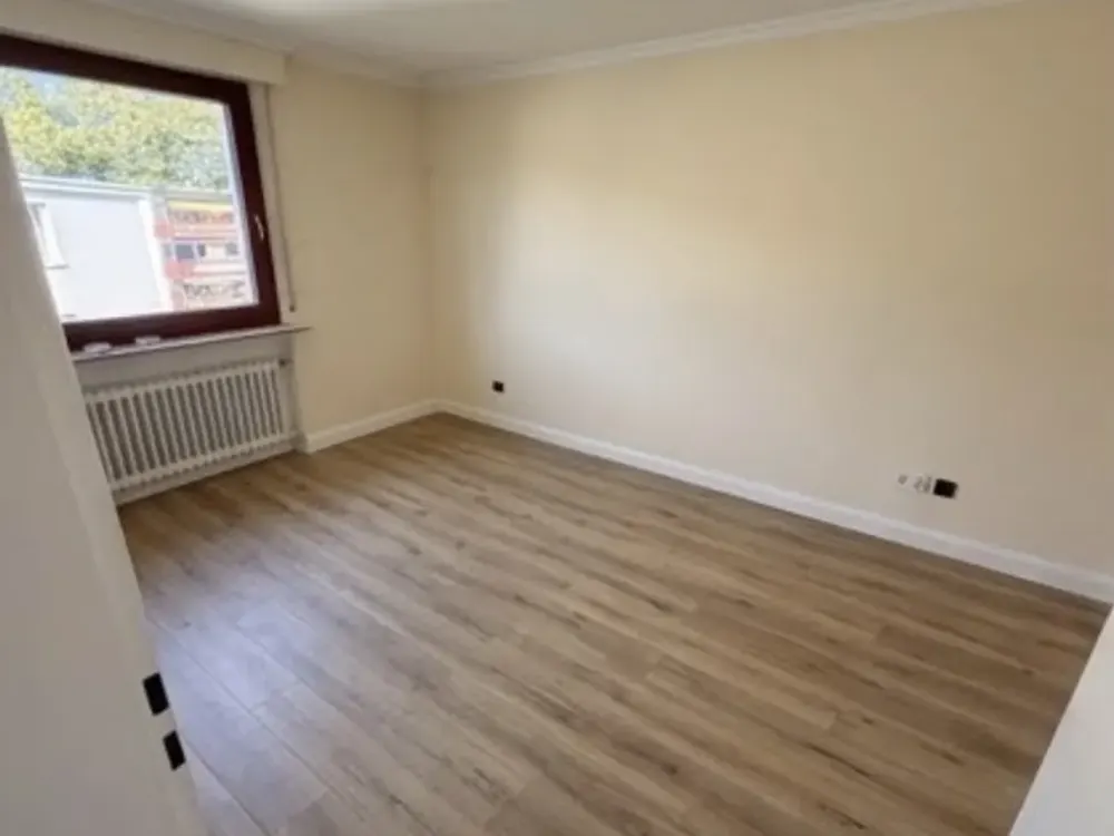 Helle, gut geschnittene 3-Zimmer-Wohnung in attraktiver Lage von Leverkusen-Schlebusch