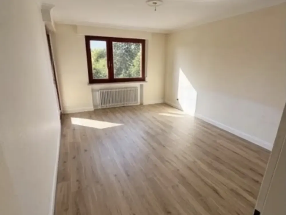 Helle, gut geschnittene 3-Zimmer-Wohnung in attraktiver Lage von Leverkusen-Schlebusch