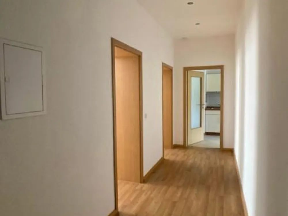 FAMILIENWOHNUNG mit Einbauküche!