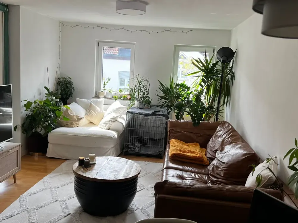 Schöne 2,5-Zimmer Wohnung mit gemütlicher Loggia