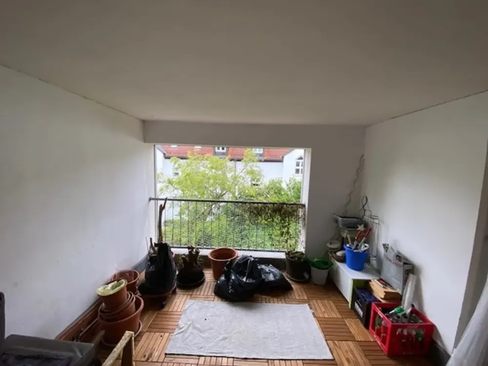 Schöne 2,5-Zimmer Wohnung mit gemütlicher Loggia