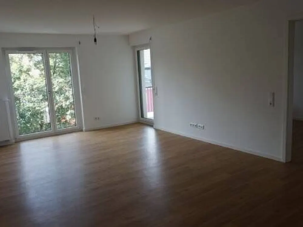 Exklusive 2-Zimmer-Wohnung mit Einbauküche und Balkon in zentraler Lage von Nürnberg