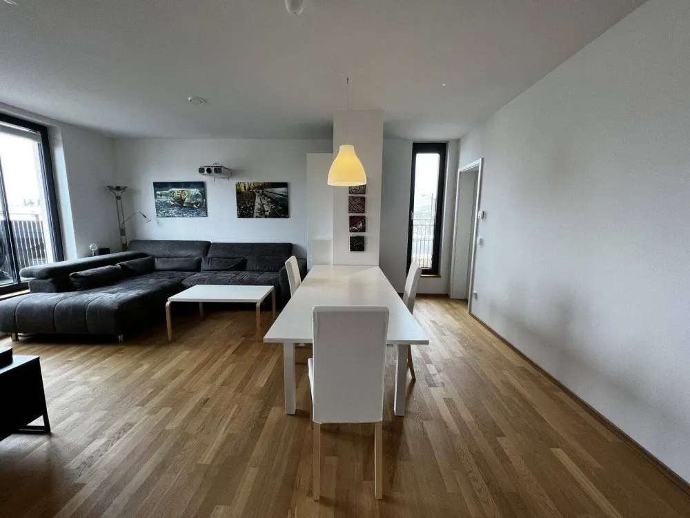 2-Zimmer Penthouse mit zwei Dachterrassen (Passivhaus)