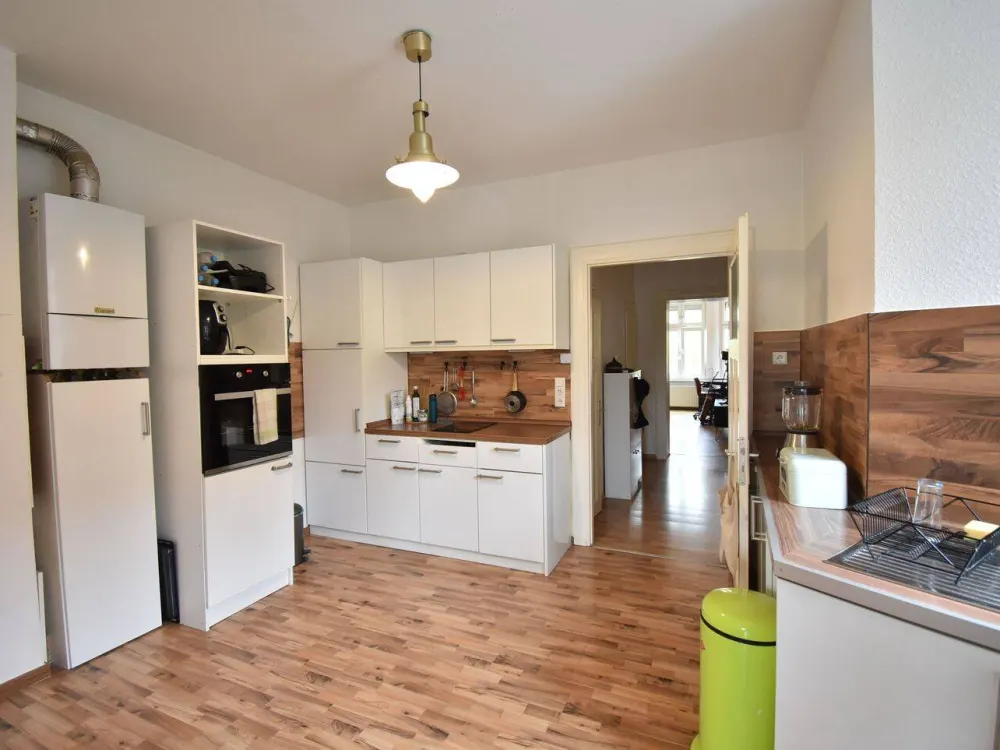 D-Heerdt! Moderne 2-Zimmer-Altbau-Wohnung mit EBK & Balkon
