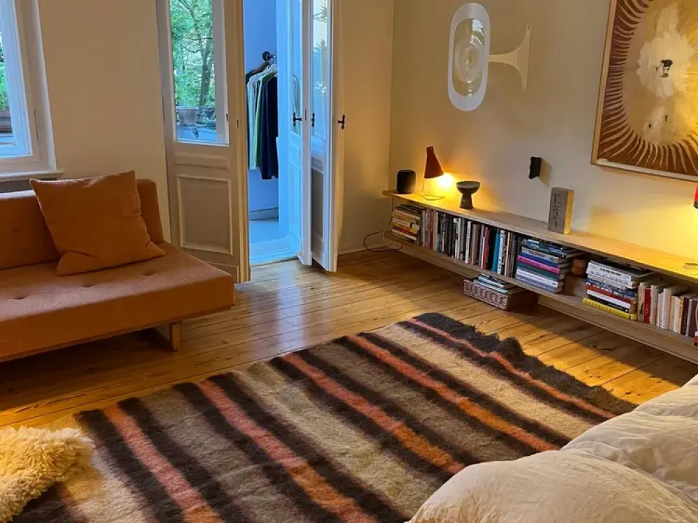 Furnished apartment in Savignyplatz area all costs inclusive, incl internet, heating, electricity