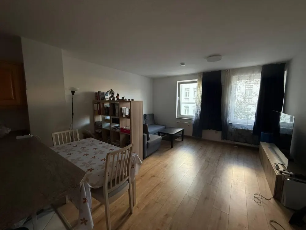 2-Zimmer-Wohnung in Leipzig-Gohlis mit EBK & Möbeln