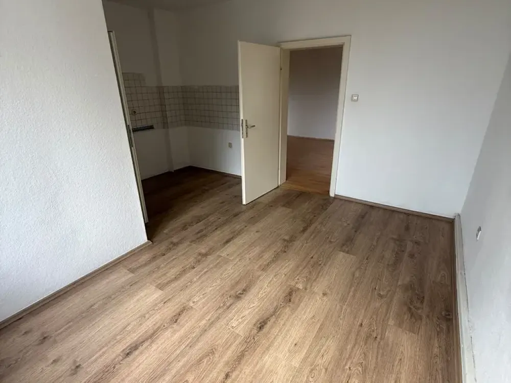 Ruhige 2,5 Zimmer Wohnung in gepflegtem Haus - 2.OG