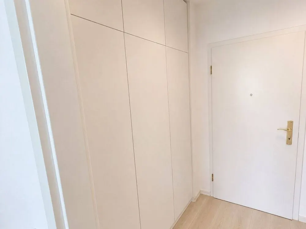 Renovierte 2-Zimmer-Wohnung mit Balkon in Düsseldorf/Bilk