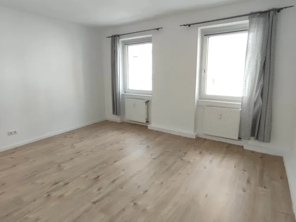Helle 2 ZW mit Tageslichtbad in Offenbach-City