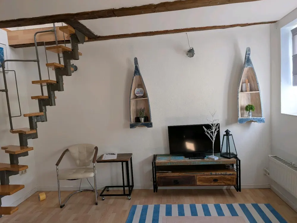 2-Room Apartment in Gehlsdorf Available Immediately