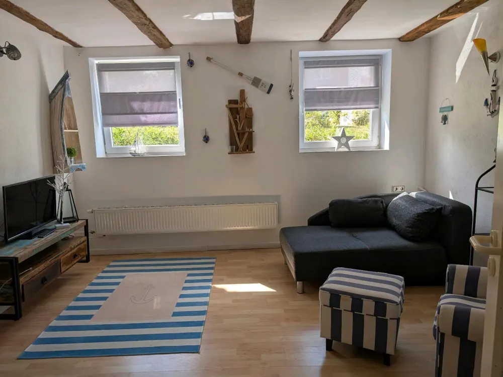 2-Room Apartment in Gehlsdorf Available Immediately
