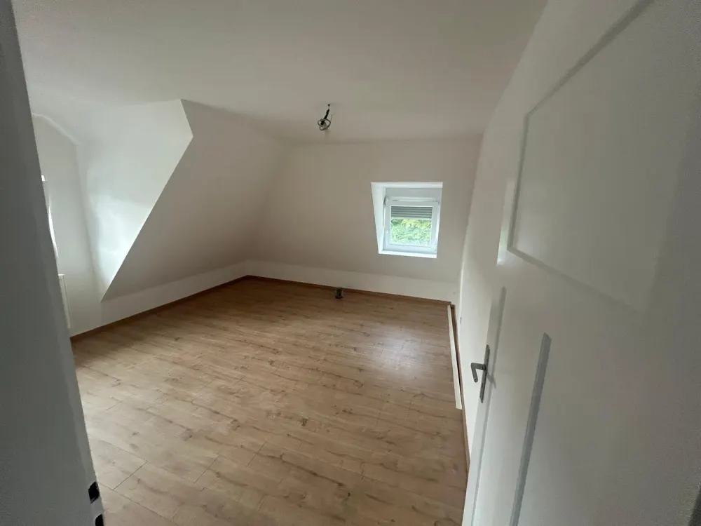 Gemütliche 2-Zimmer-Dachgeschosswohnung, ca. 60 m²