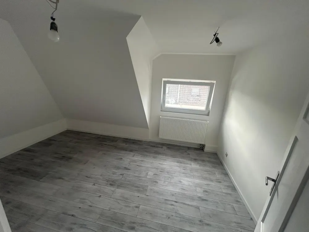 Gemütliche 2-Zimmer-Dachgeschosswohnung, ca. 60 m²