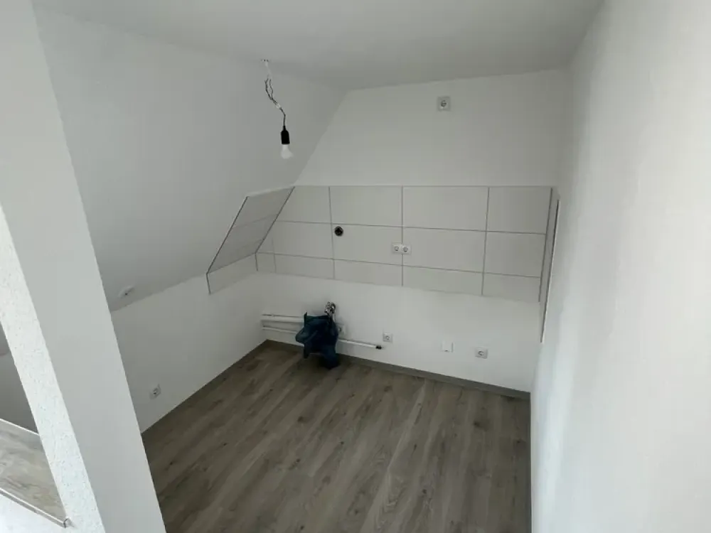 2.5 Room "Jewelry Box", Bright Apartment | Fully Renovated | Central & Quiet