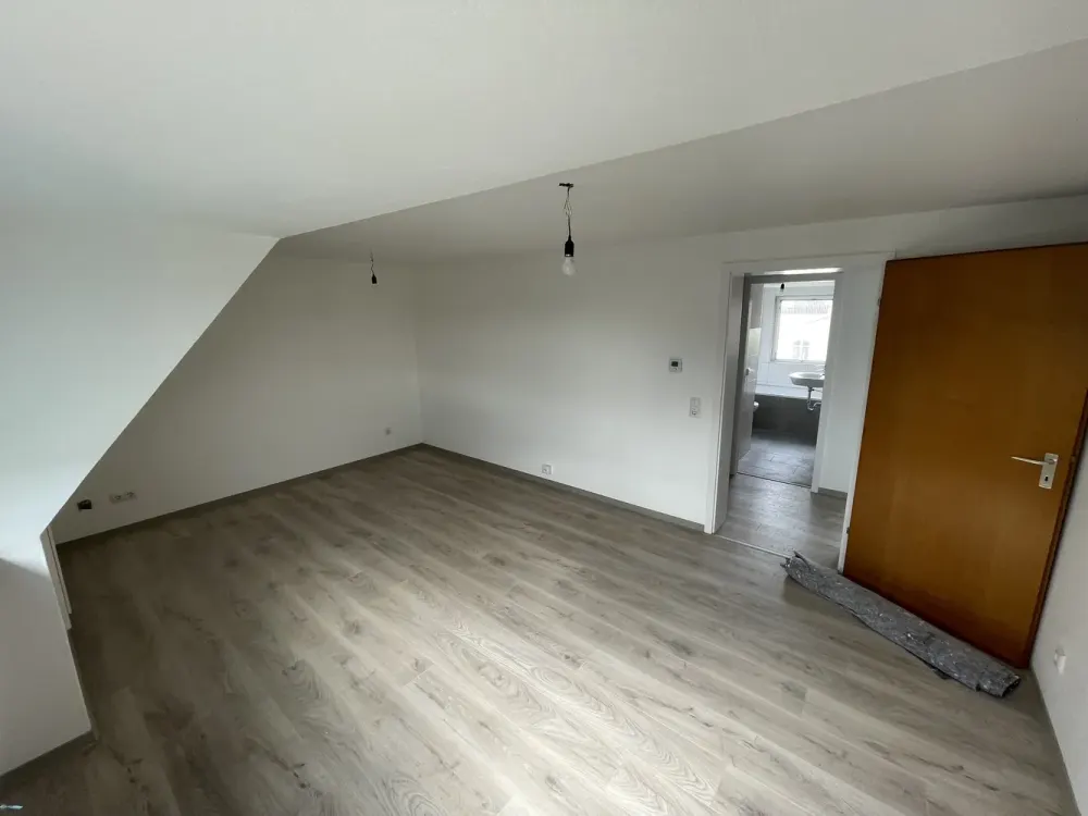 2.5 Room "Jewelry Box", Bright Apartment | Fully Renovated | Central & Quiet