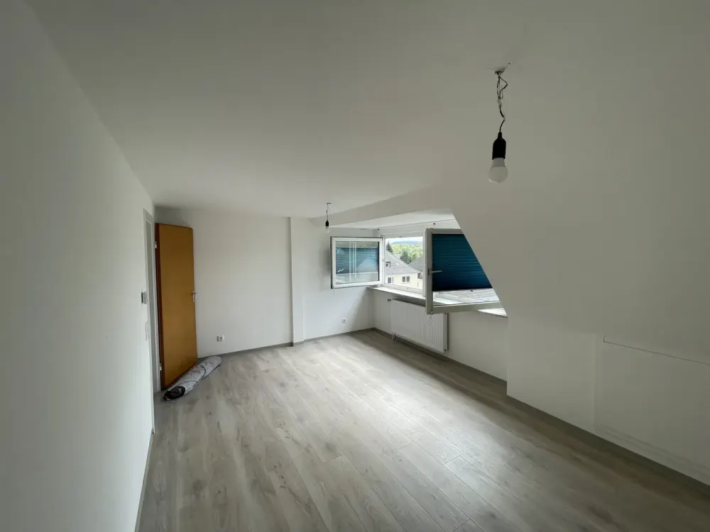 2.5 Room "Jewelry Box", Bright Apartment | Fully Renovated | Central & Quiet