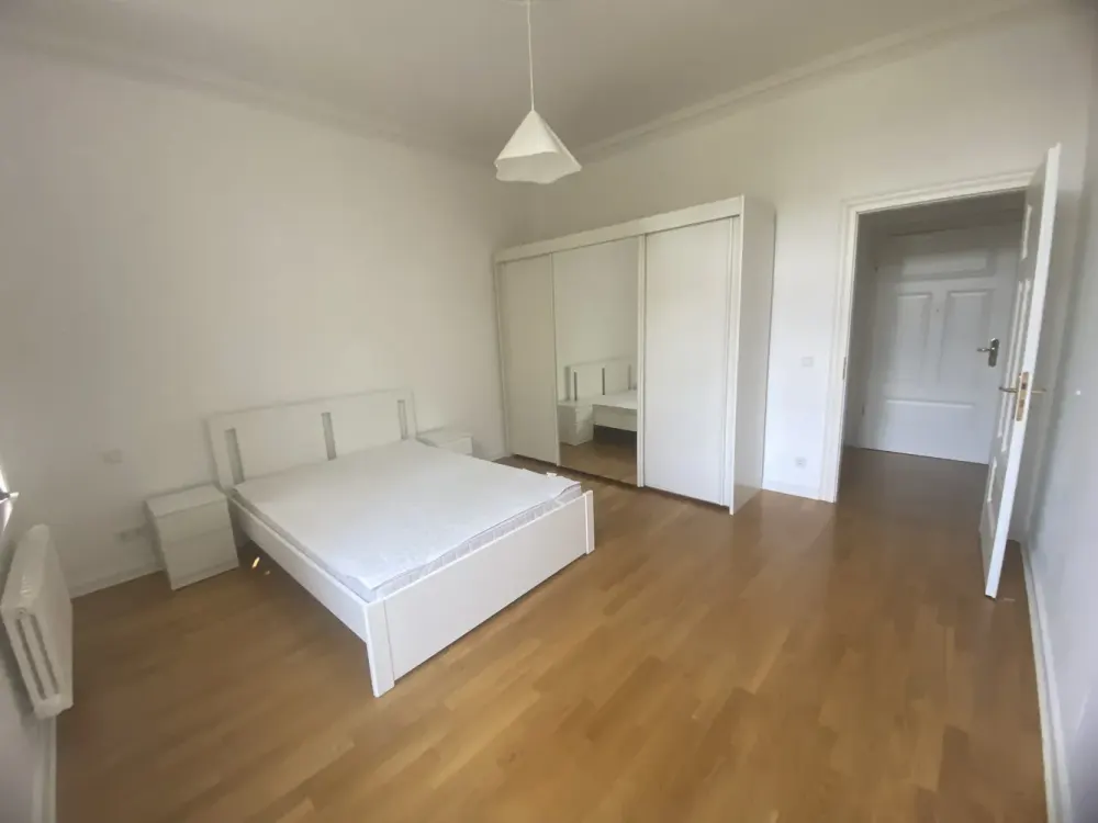 Furnished 2-Room Apartment with Modern Built-in Kitchen and Stylish Living Comfort