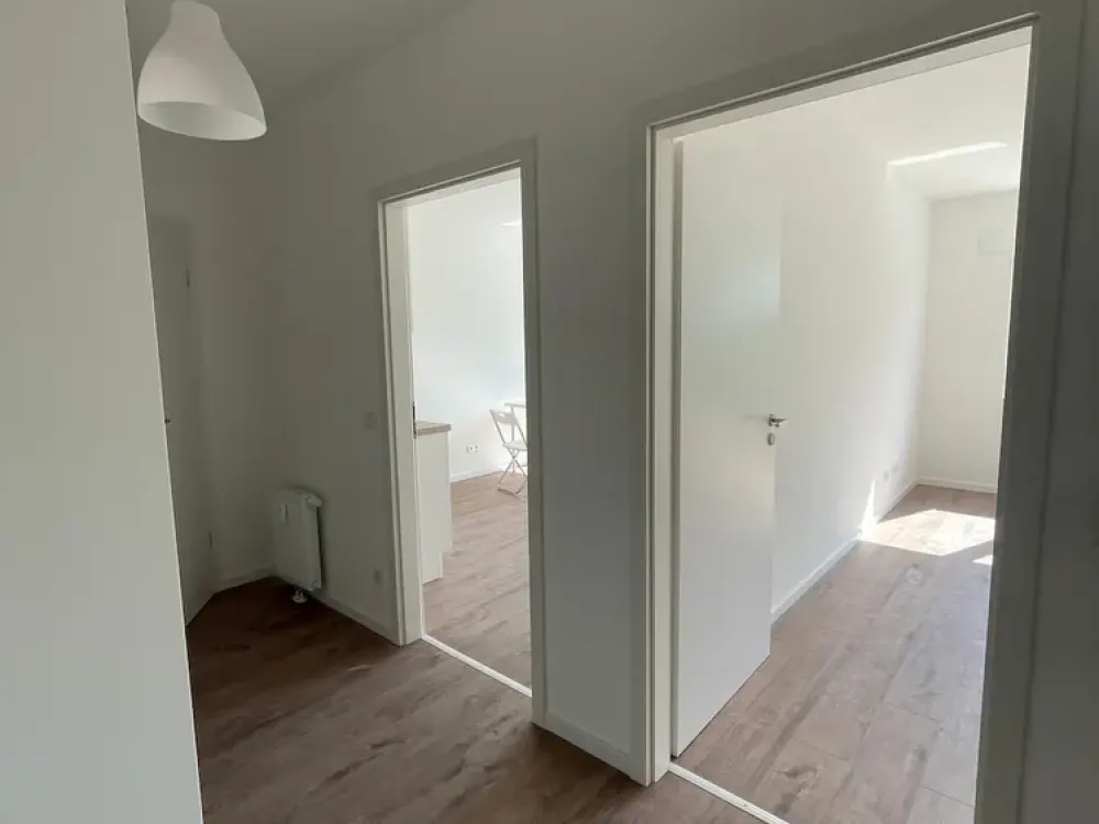 2 Zimmerwohnung vollmöbliert mit Einbauküche zu vermieten