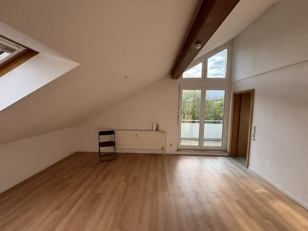 Zuhause mit 2 Zimmern in Stuttgart Hofen