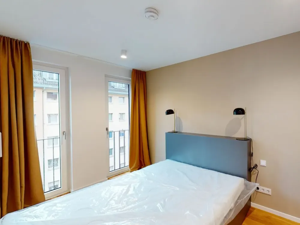 Eichwaldstraße 60385: 1-Room Apartment with Balcony on the 2nd Floor in Frankfurt am Main