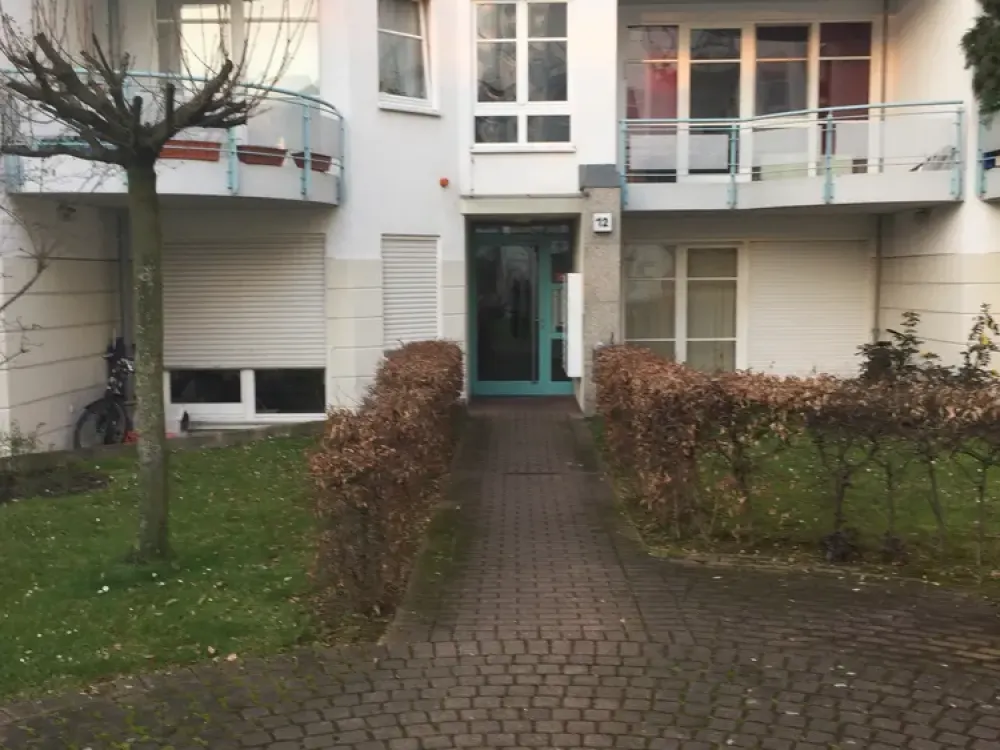 Toll geschnittenes Einzimmerappartment in Köln-Porz