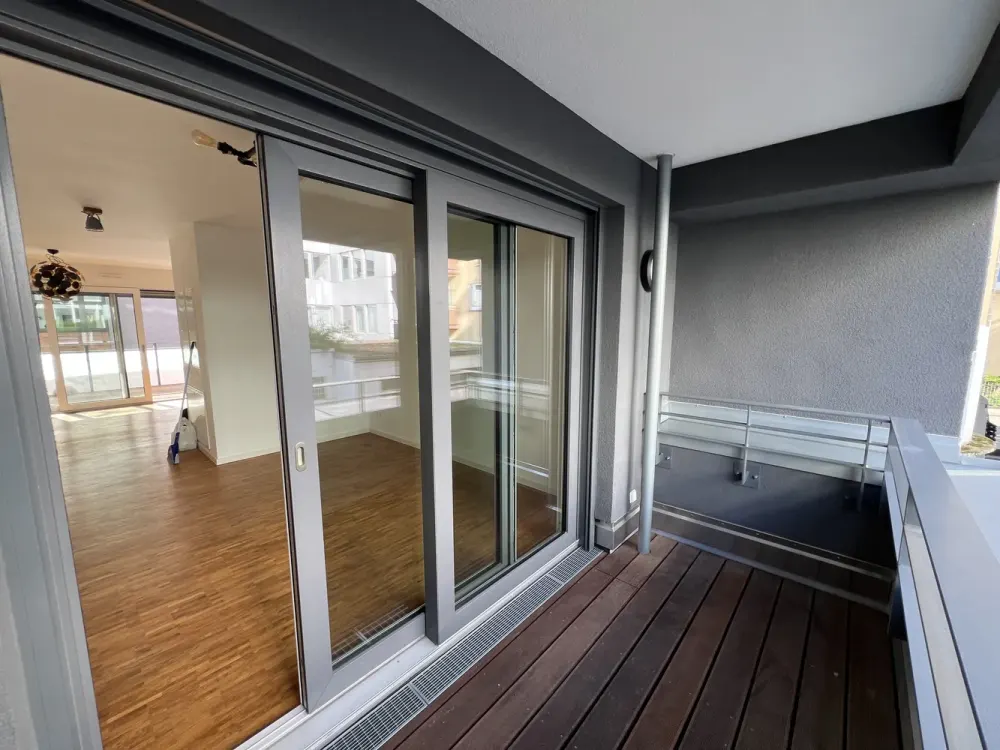Traumhaft Wohnen im Herzen von Stuttgart - 3-Zimmer-Wohnung mit zwei Balkone und Einbauküche