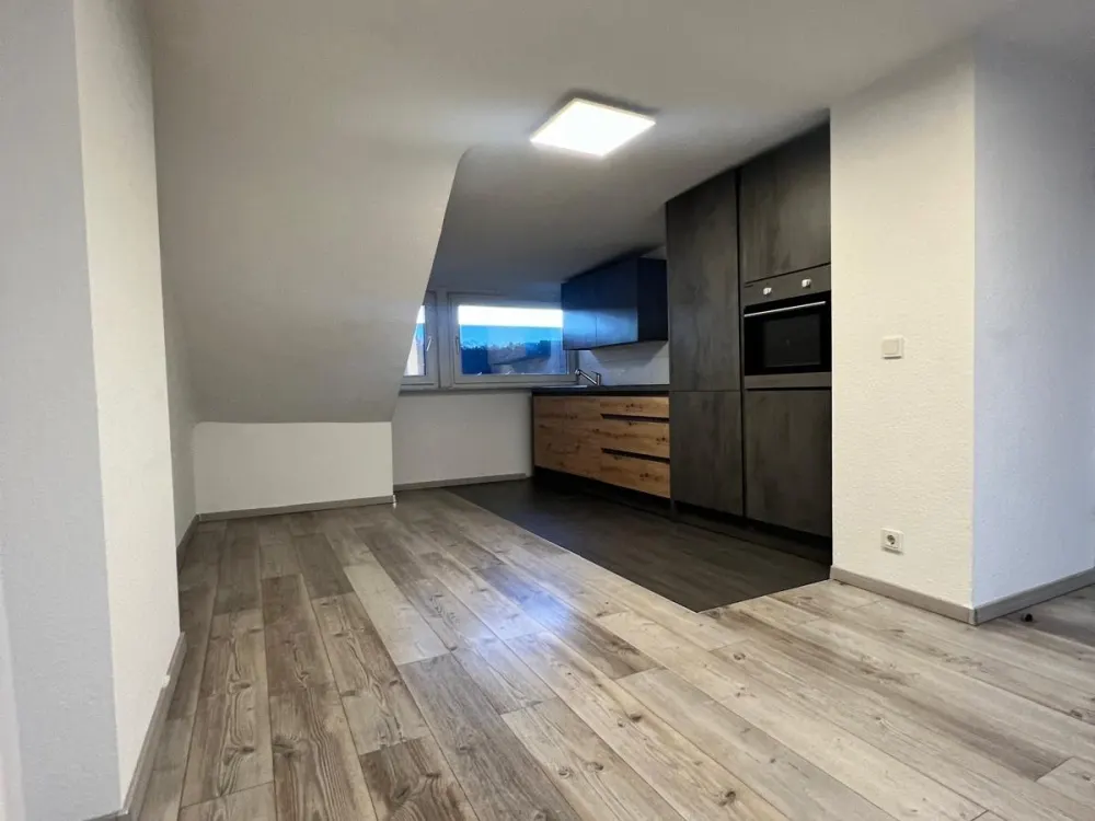 Wohnung top gepflegt Dachgeschoss