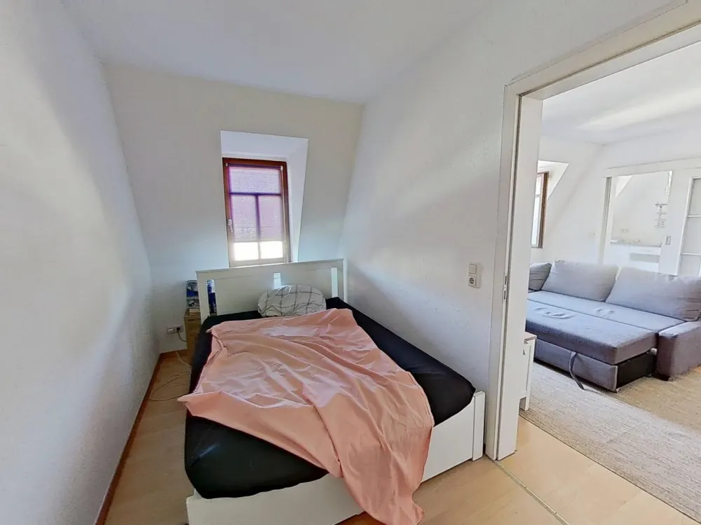 Gemütliche 2-Zimmer-Wohnung mit EBK in Cotta