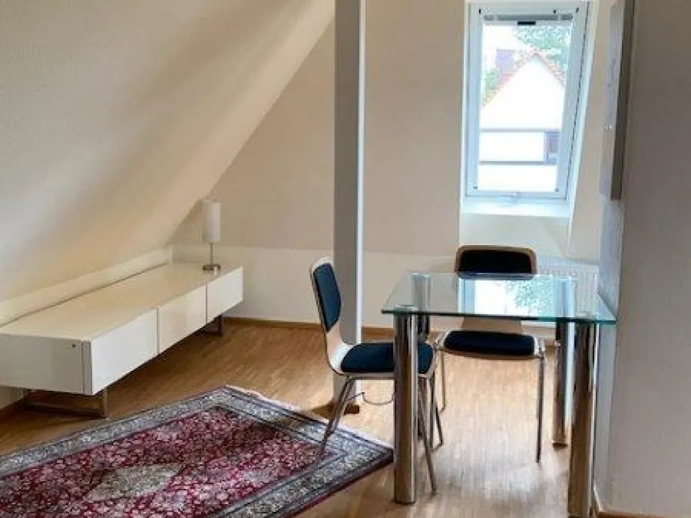 2-Zimmer möbliert für Referendarinnen/Referendare!