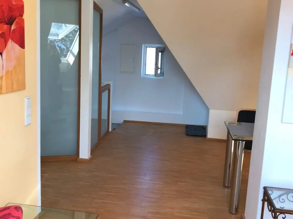 2-Zimmer möbliert für Referendarinnen/Referendare!