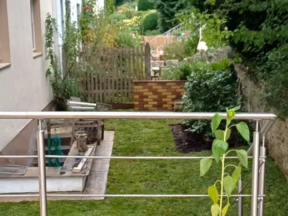 Newly renovated 3 1/2 room ground floor old building apartment Eichenplatz incl. large terrace/small garden (also for studio/office/..)