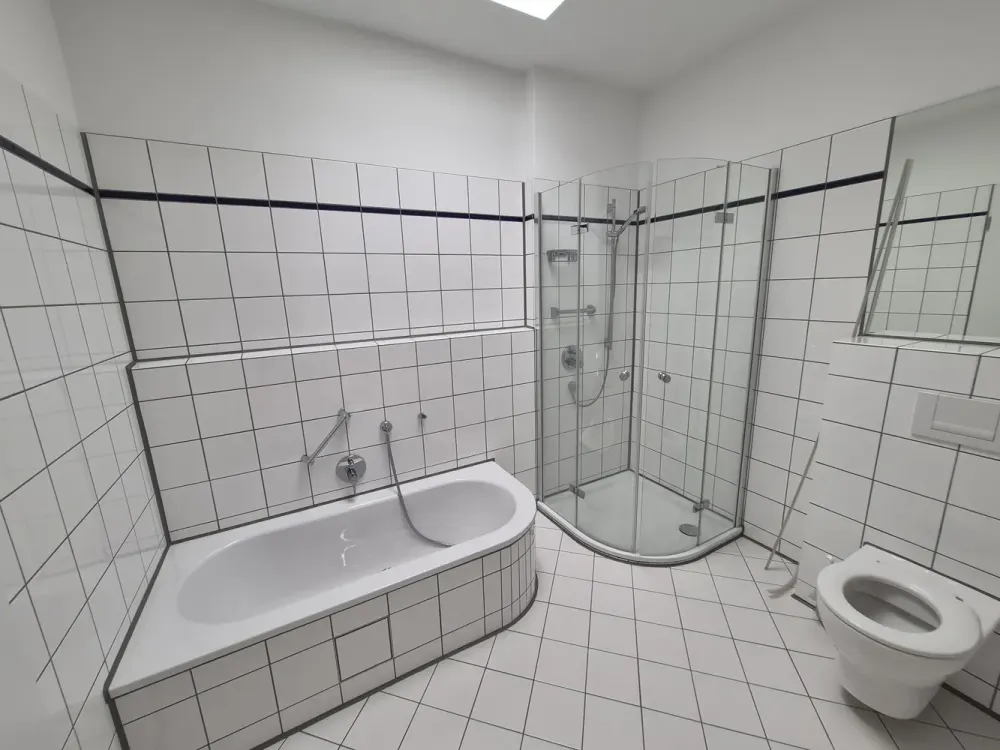 Stilvoll modernisiert: Loft mit 2 Zimmern im Zentrum von Erlangen