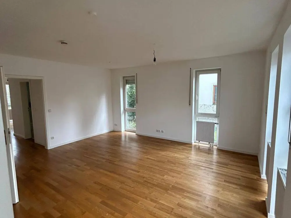 Geschmackvolle 3-Zimmer-Erdgeschosswohnung mit lux. Innenausstattung mit EBK in München Harlaching