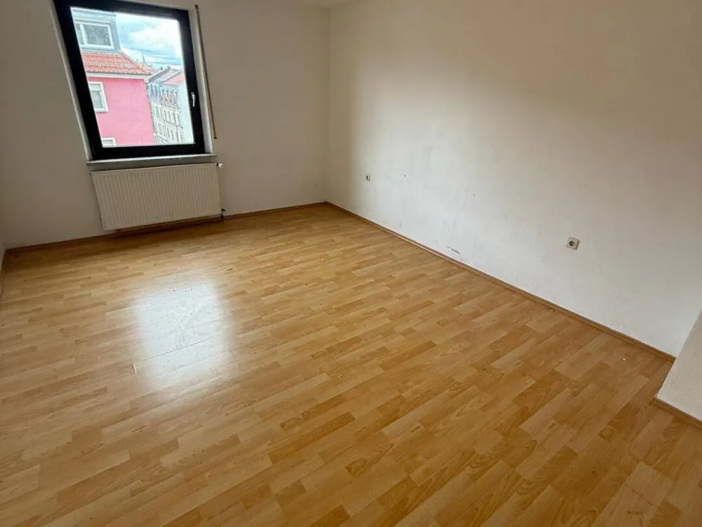 Zentral Wohnen mit Balkon