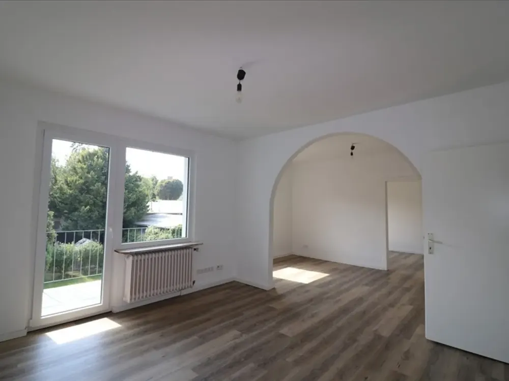 *3 Zimmer mit Balkon* in Krefeld, Dießemer Str.