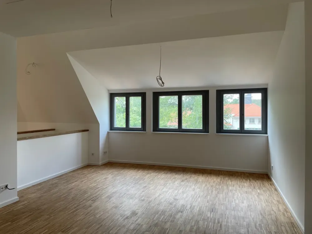 Neu! * exklusive 4 - Raumwohnung am Weißen Hirsch *