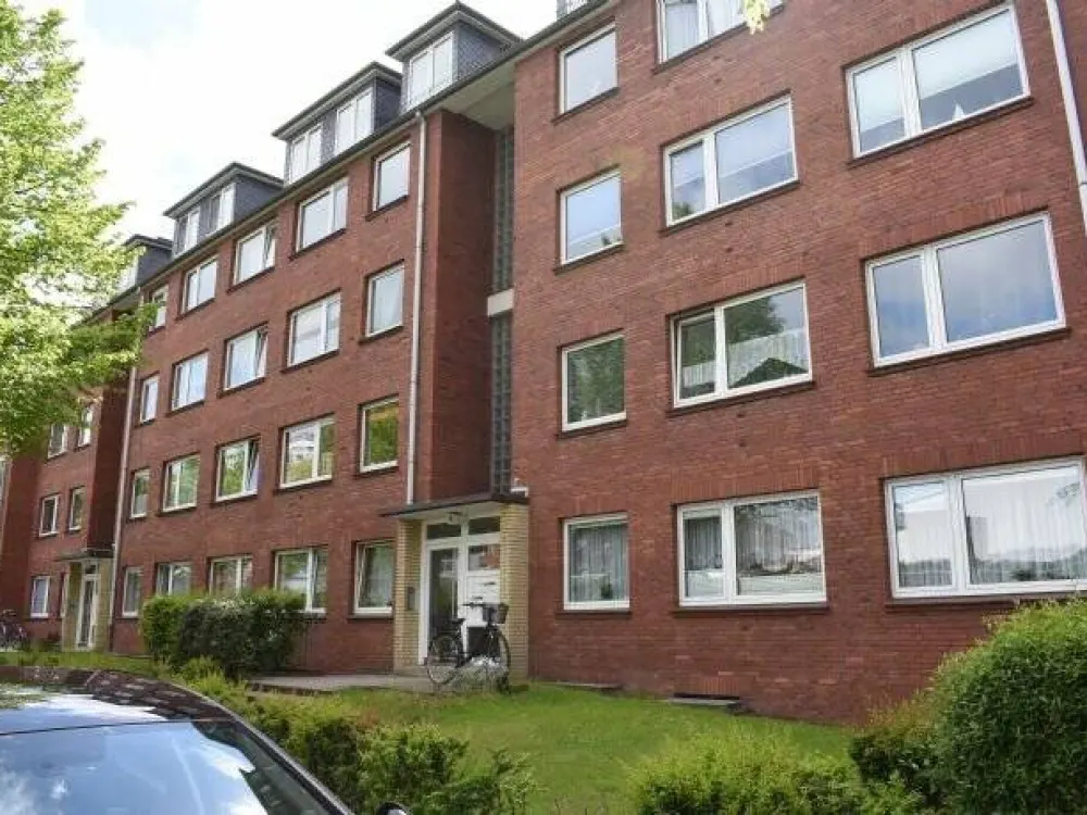 Wandsbek: 1-Zimmer-Whg mit Balkon